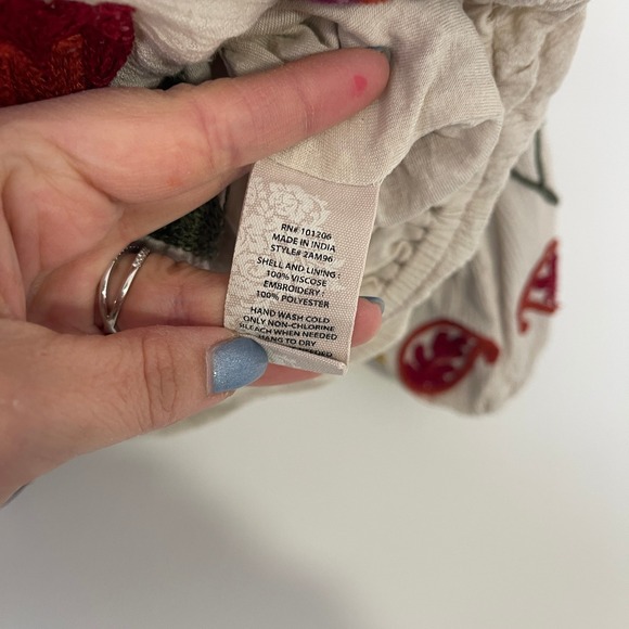 Soft Surroundings Banjara $130 Embroidered Tunic Top Cream Floral Boho Size L - Picture 10 of 10